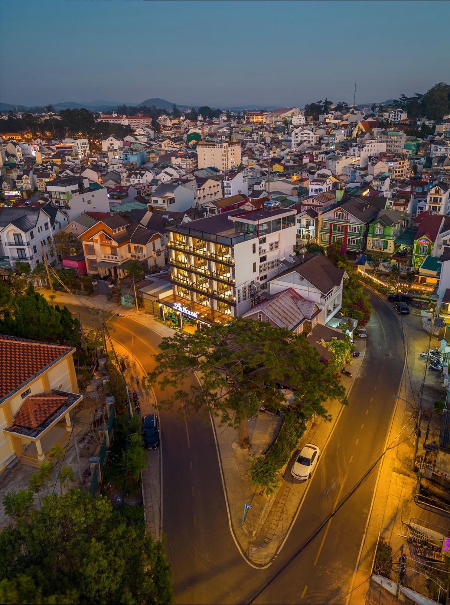 Hotel Le House Dalat Extérieur photo